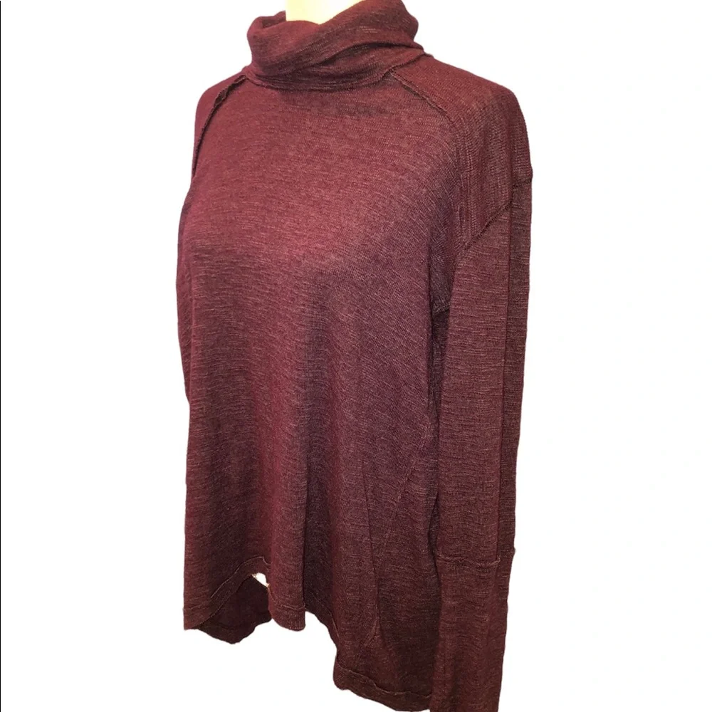 Free People EUC Turtle Neck - Picture 9 of 9